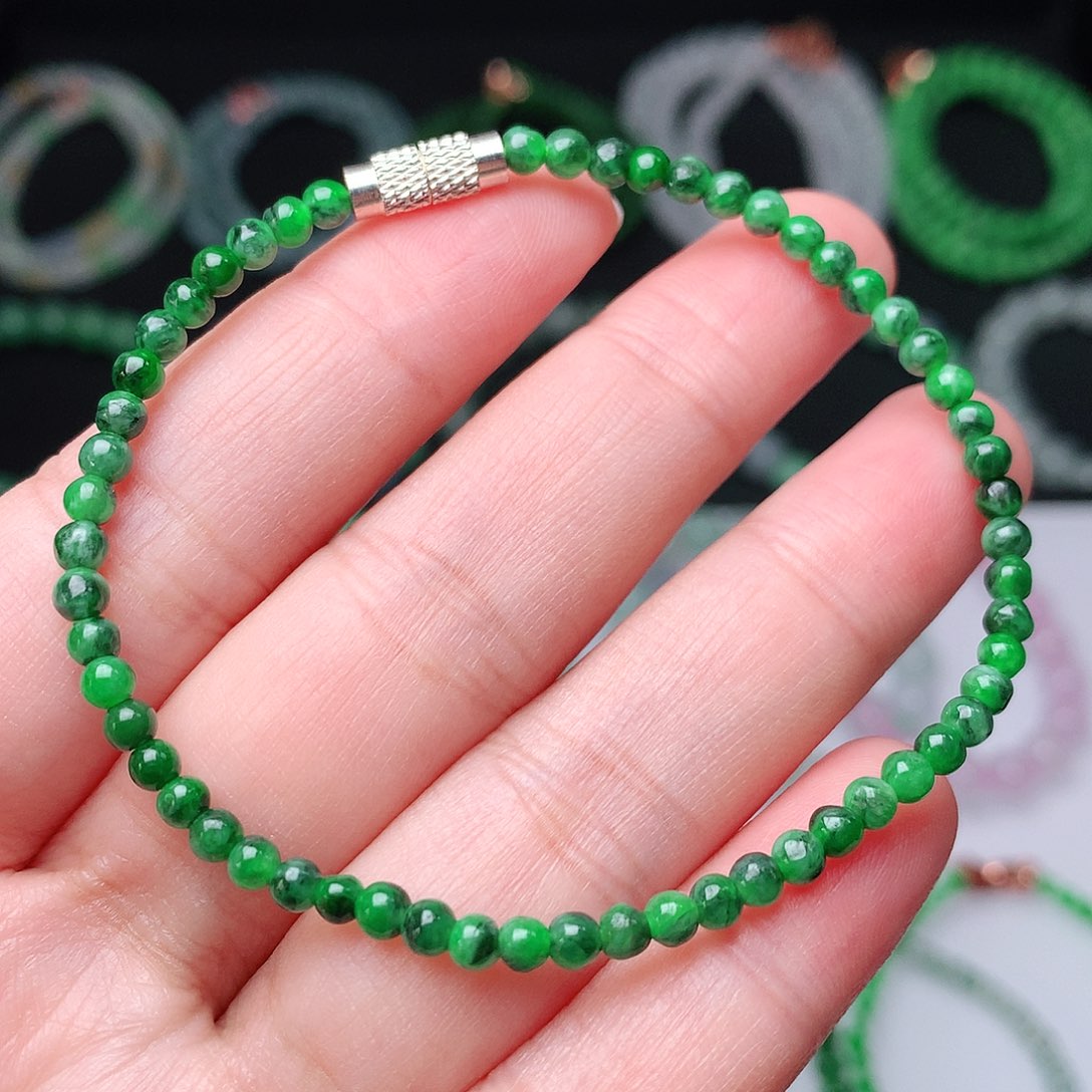 翡翠手链未镶嵌翡翠