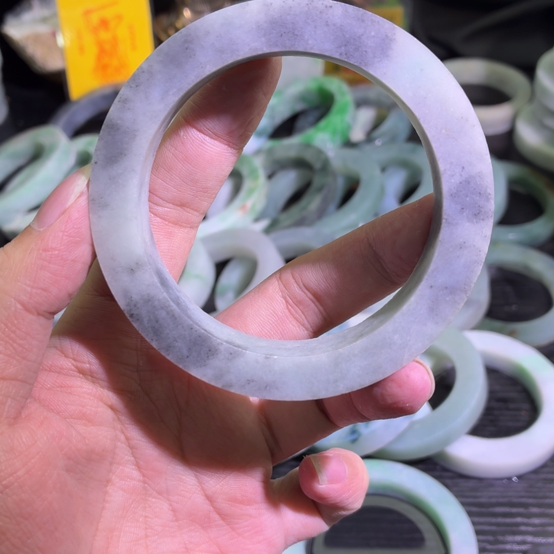 定制翡翠未镶嵌天然翡翠A货毛胚手镯定制