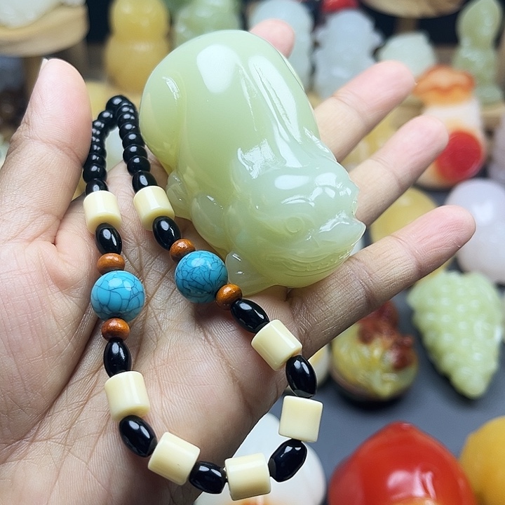 玉石雕刻品碧玺（处理）丰*得