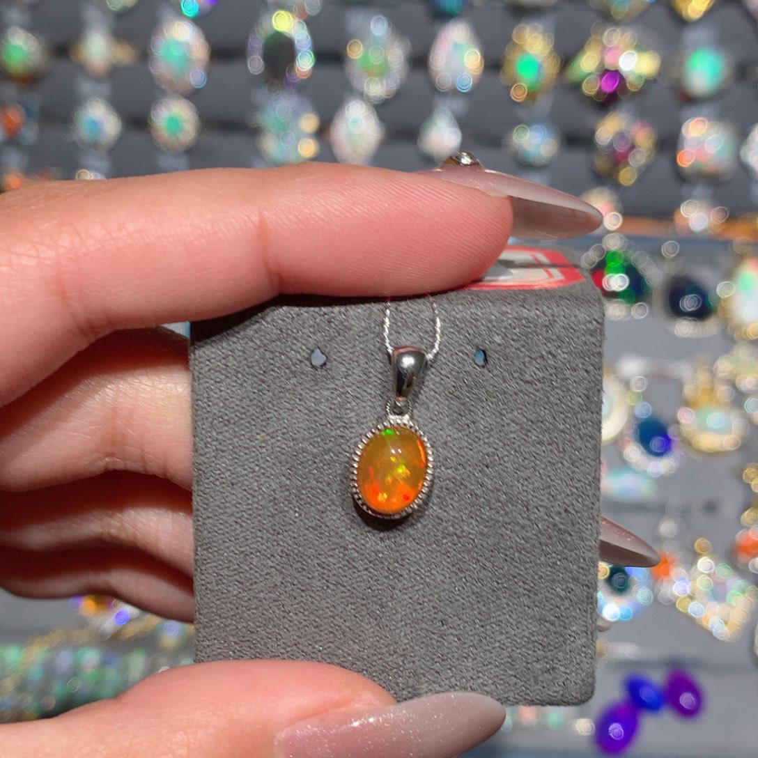 欧泊欧泊吊坠y银S925镶嵌