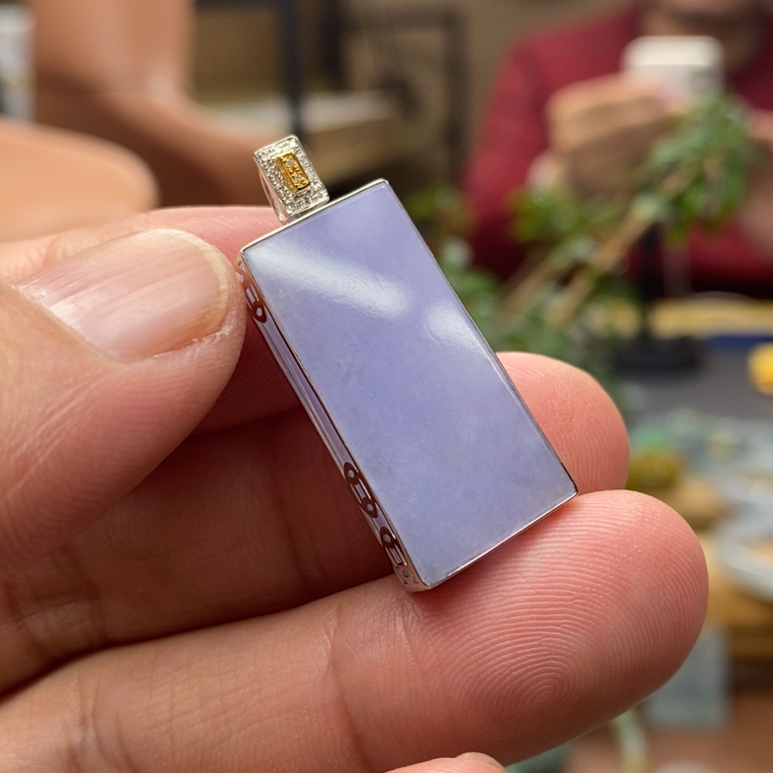 翡翠颈饰18K金镶嵌挂件