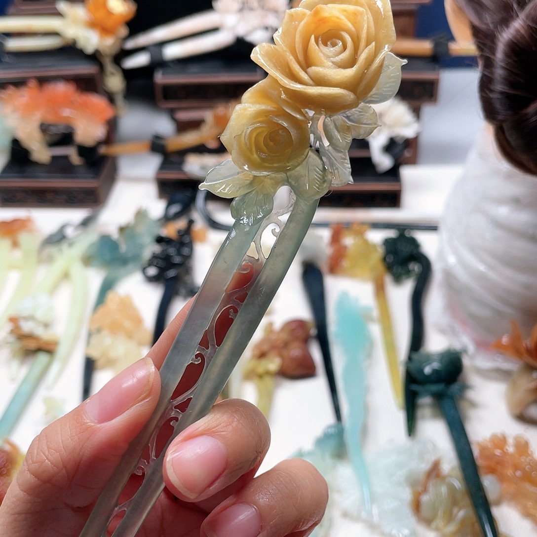 【闪购商品】未镶嵌岫玉发饰筱*