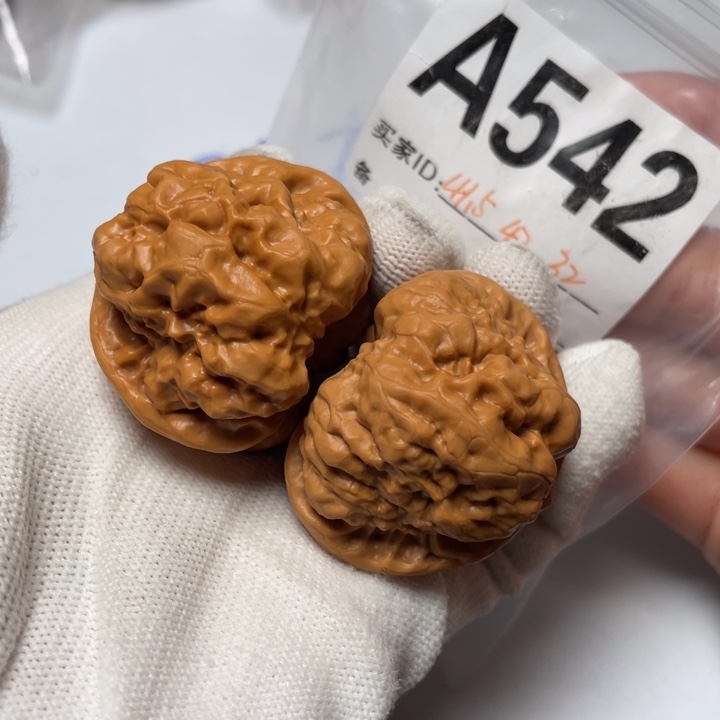 文玩核桃把件瞪眼蹬腿41.5 42 32