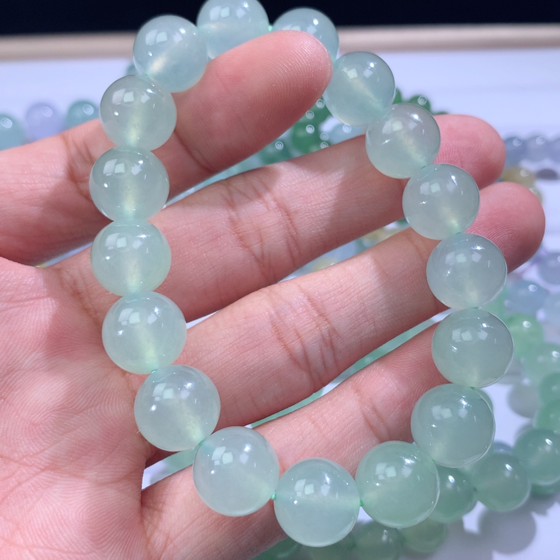 翡翠手链未镶嵌卡11.8m m