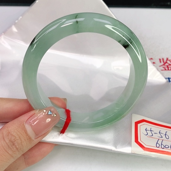 翡翠手镯未镶嵌天然翡翠A货063
