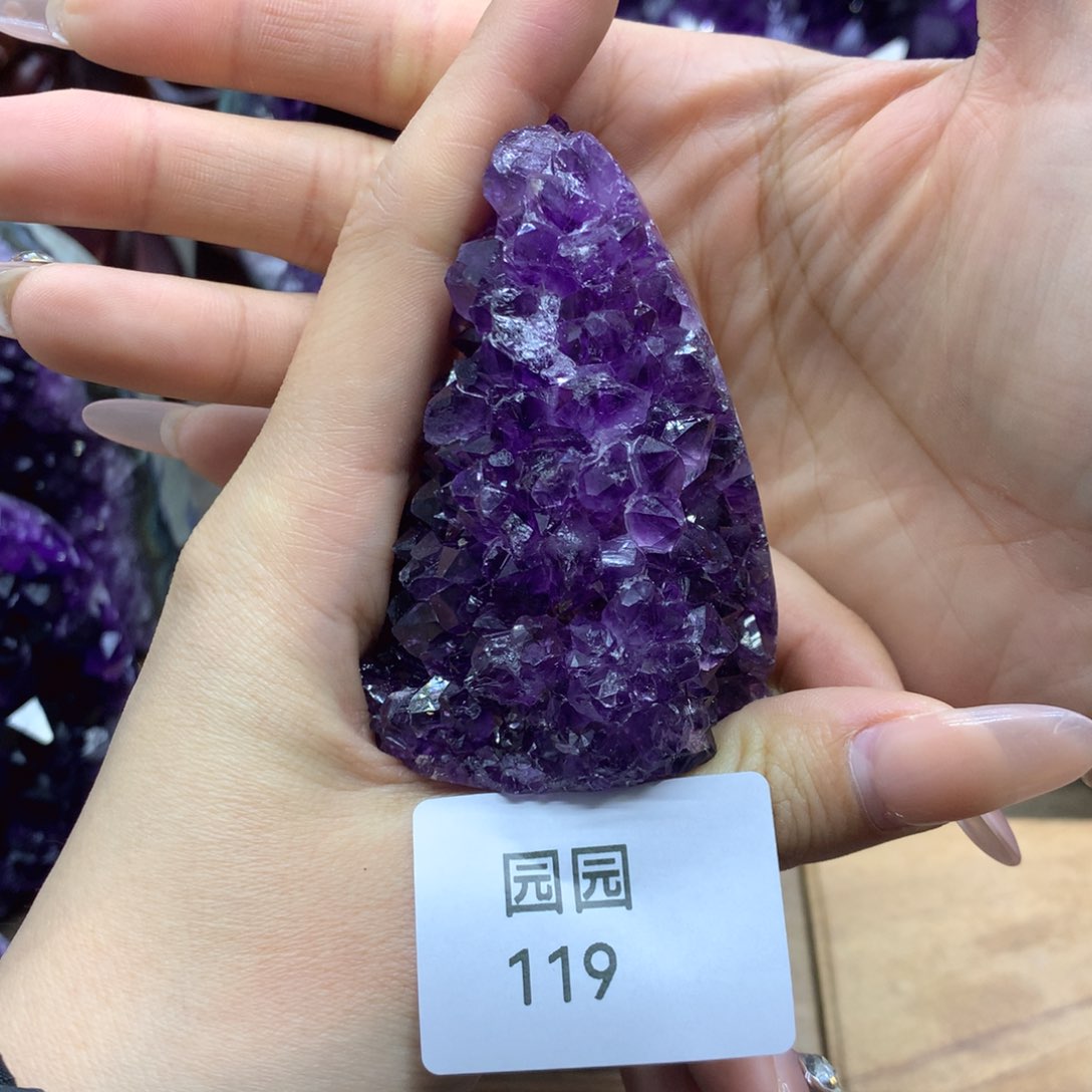 紫晶大型摆件（非配饰）未镶嵌