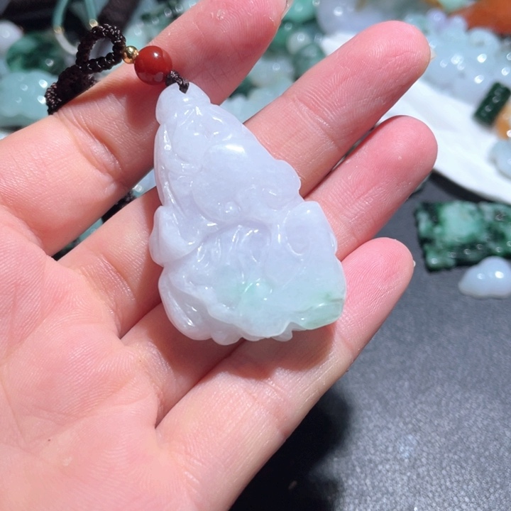 【闪购商品】翡翠颈饰未镶嵌天然翡翠