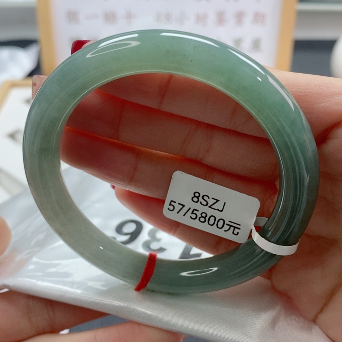 翡翠手镯未镶嵌天然A货翡翠手镯