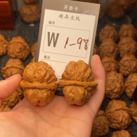 吊坠桃核我是第一百35