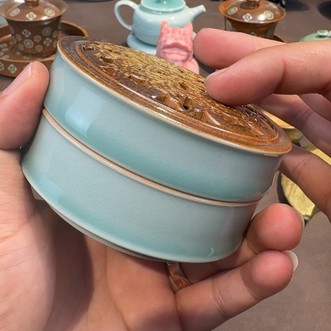 杯水****心龙泉青瓷茶具微瑕