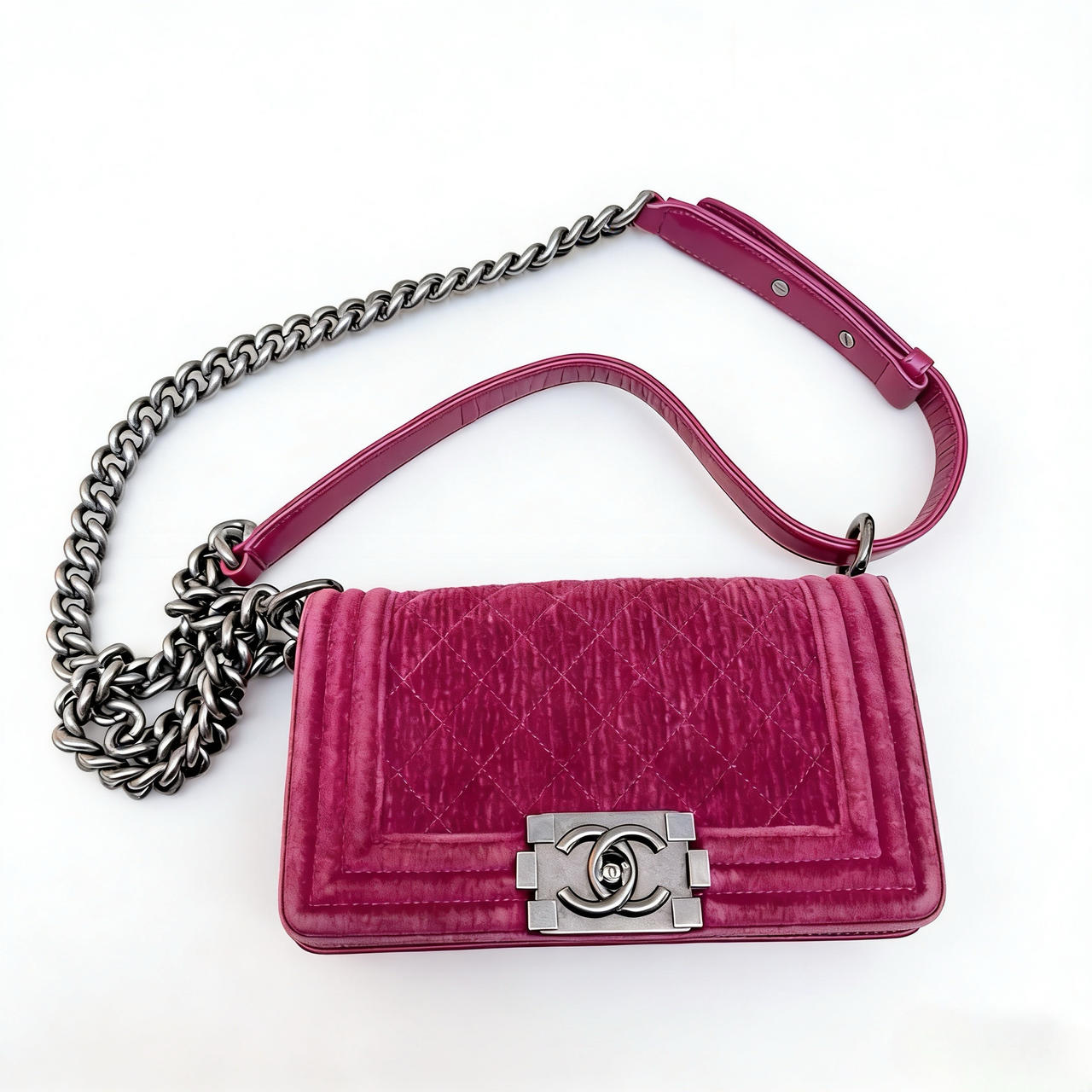 Chanel梅粉色leboy丝绒斜挎包