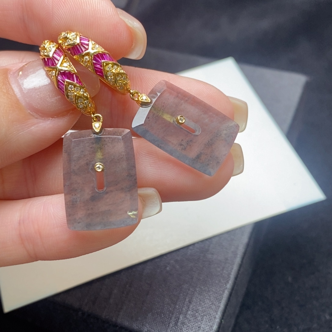 翡翠18K金镶嵌耳饰黑冰福贝