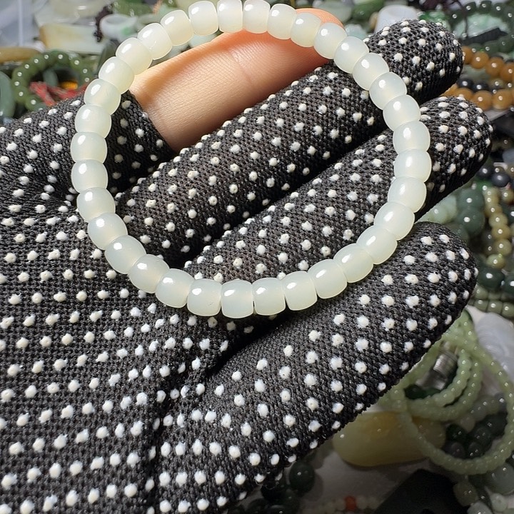 和田玉未镶嵌手链卡6