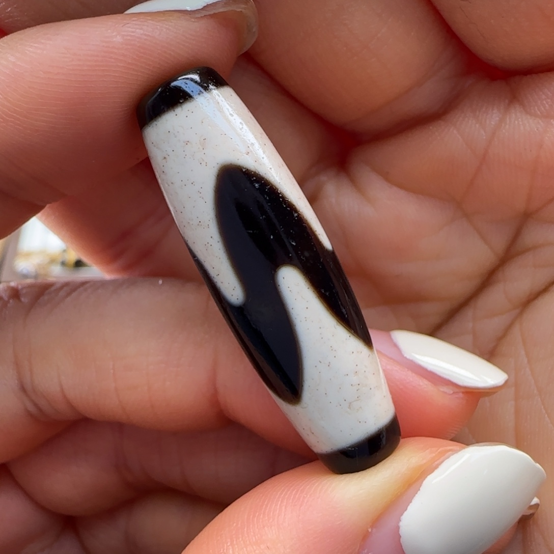 玛瑙/玉髓未镶嵌颈饰行运顶料虎芽36x10.9mm