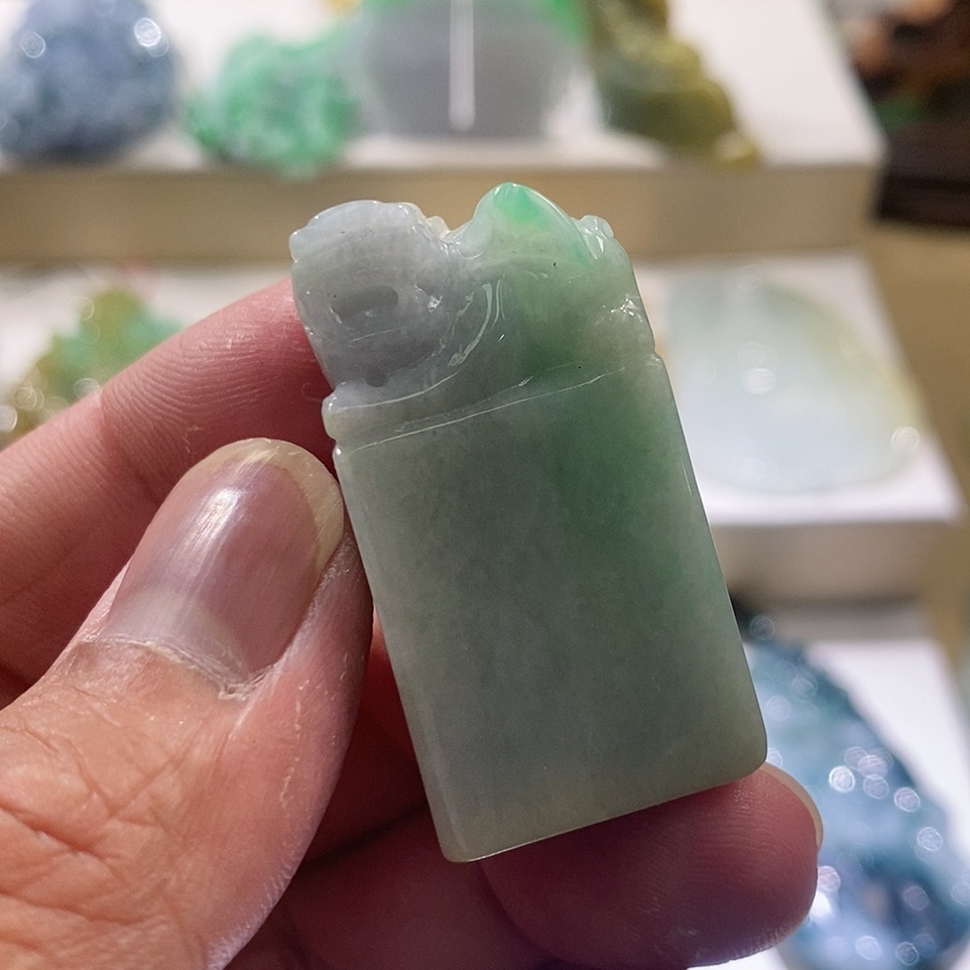 【闪购商品】翡翠颈饰未镶嵌1111111111111