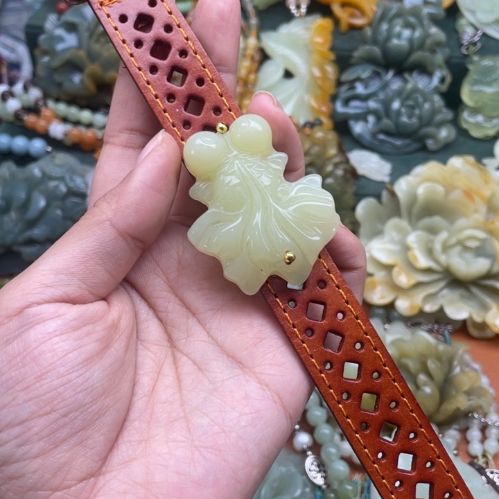 蛇纹石玉手牌合金