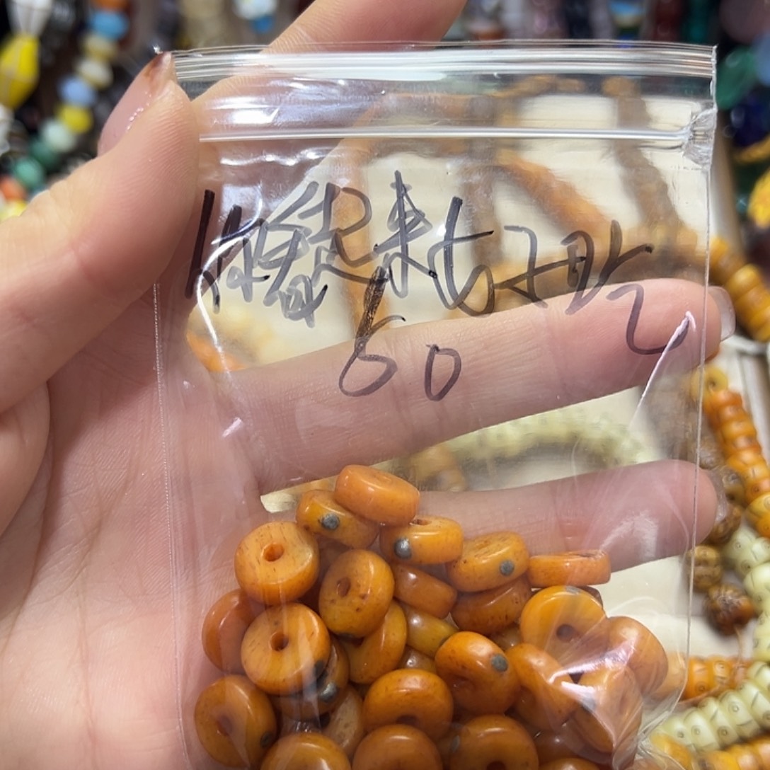 琉璃手工艺品看起来很好吃