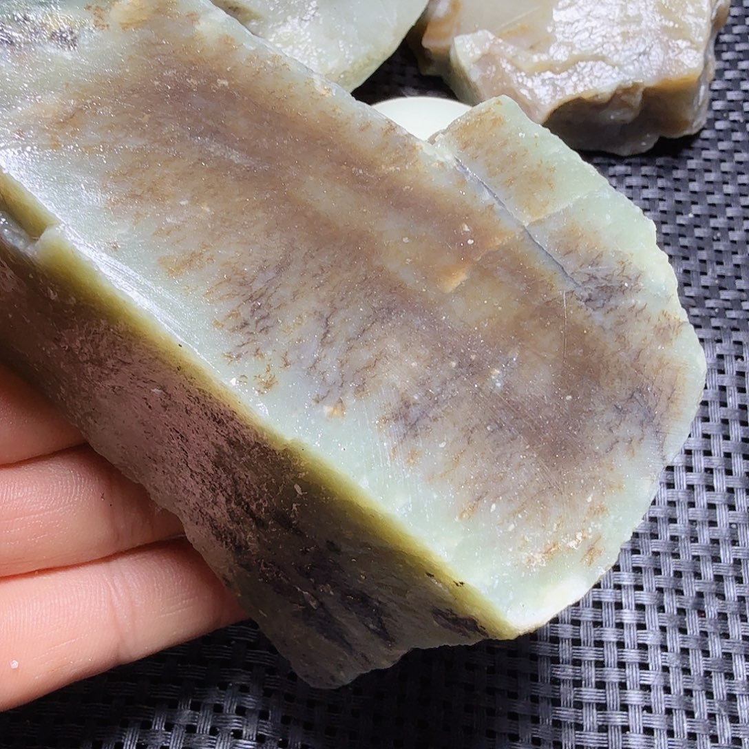 和田玉（糖玉）未镶嵌珠宝半成品