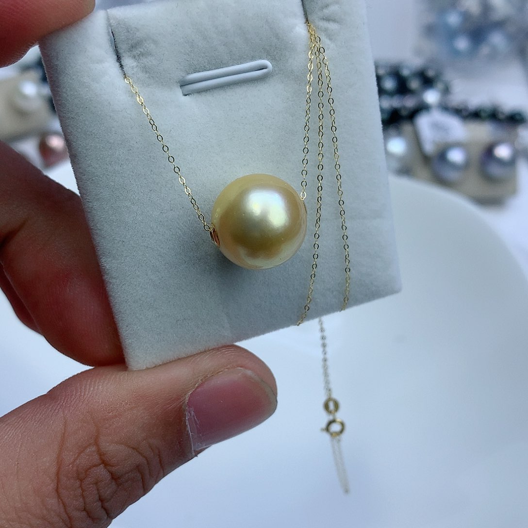 海水珍珠颈饰18K金镶嵌