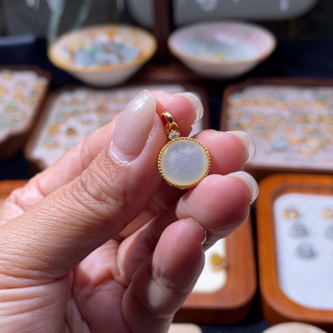 翡翠银S925镶嵌颈饰吊坠