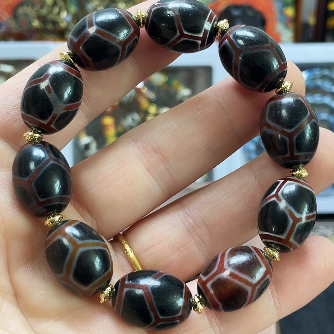 玛瑙/玉髓未镶嵌多样性发一条