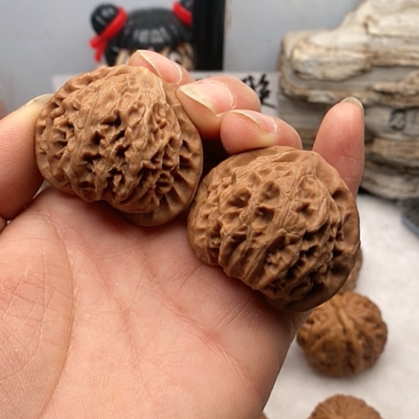【闪购商品】吊坠文玩核桃瑕疵宫灯