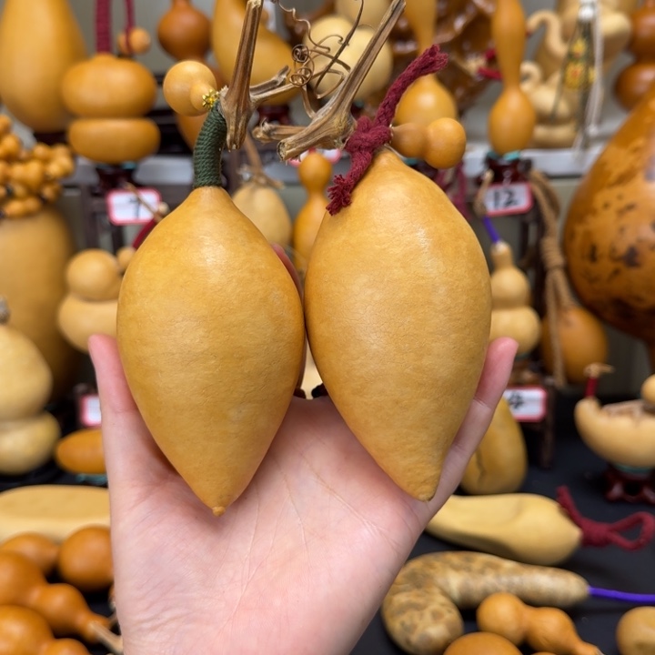 大叶紫檀（黑酸枝木类）阿*