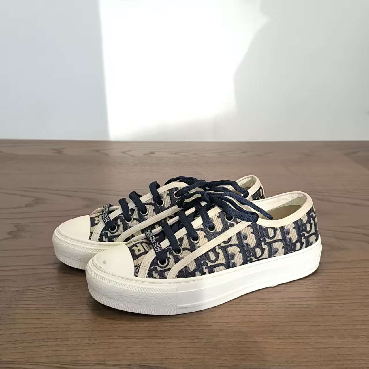 99新 DIOR/迪奥 迪奥鞋35码 dl