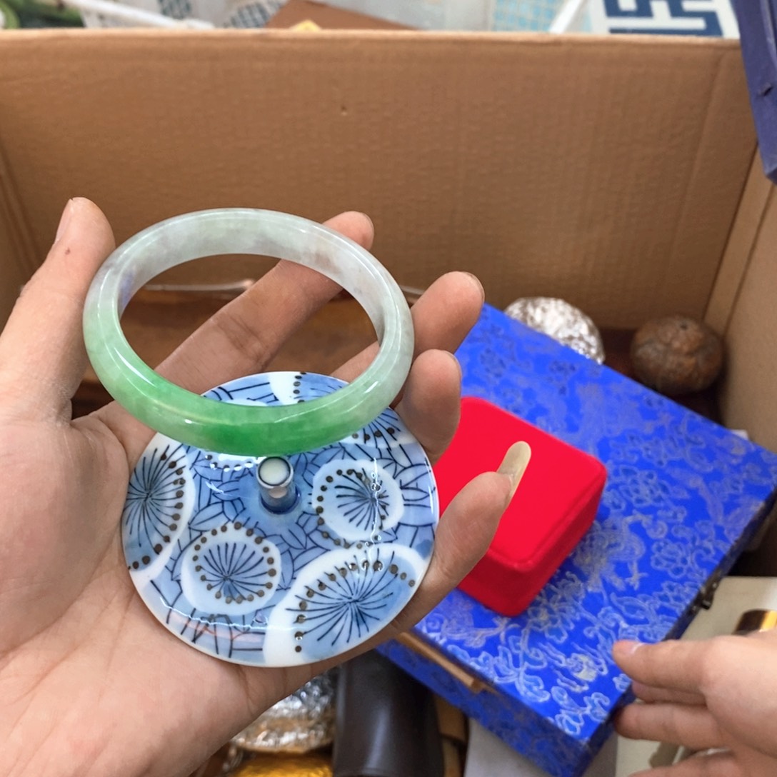 瓷片哈哈哈哈哈哈哈