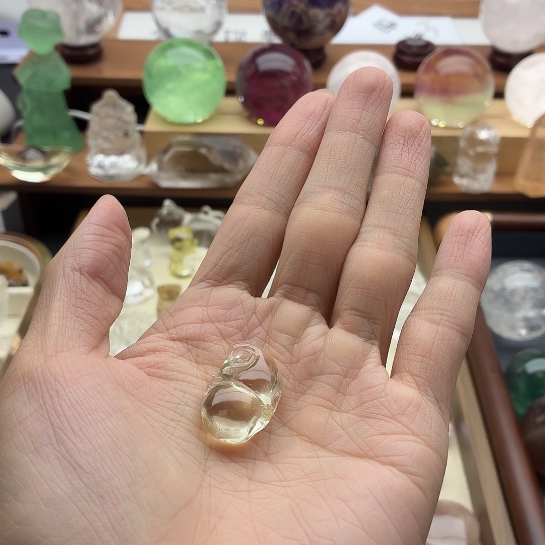 未镶嵌水晶珠宝半成品