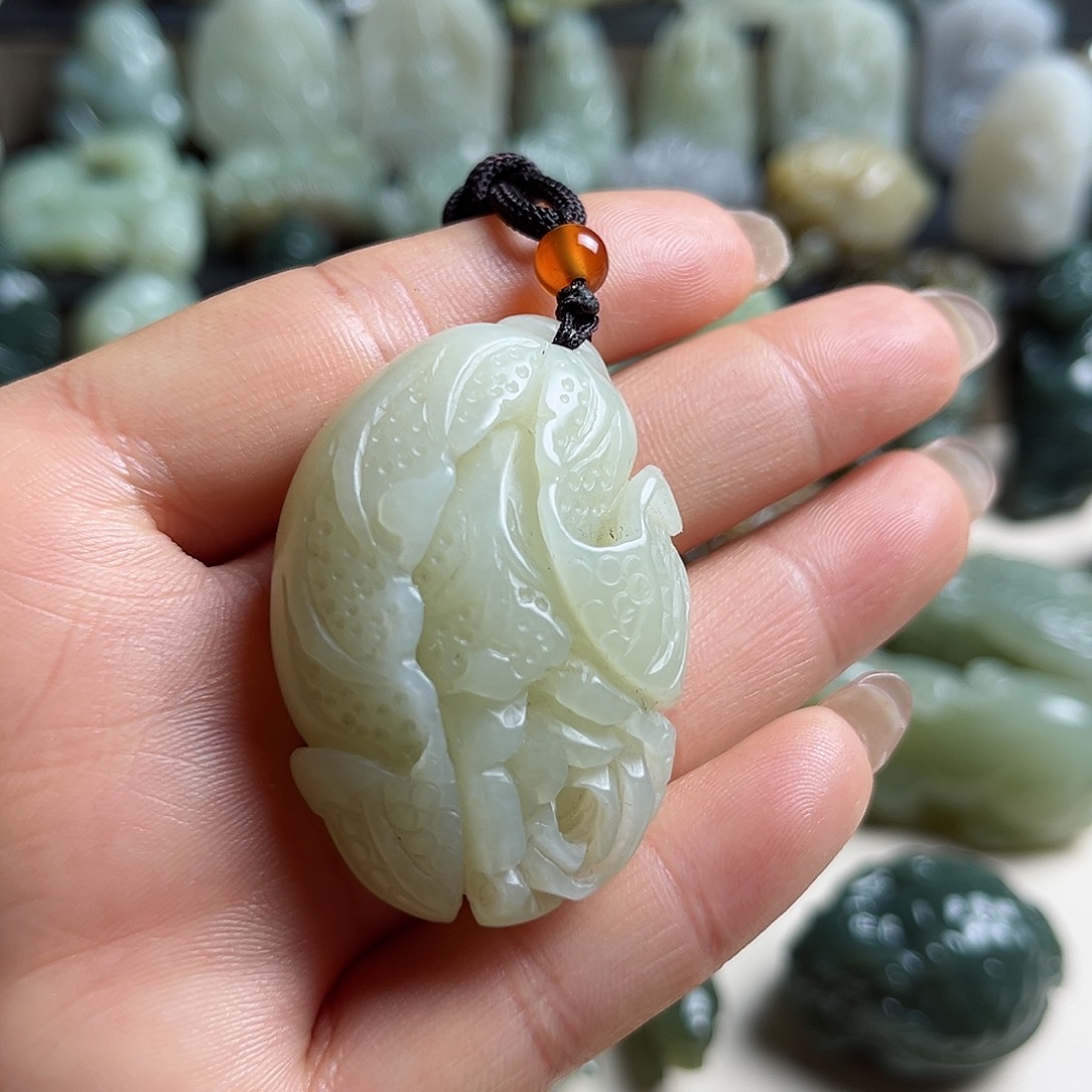 未镶嵌和田玉挂件