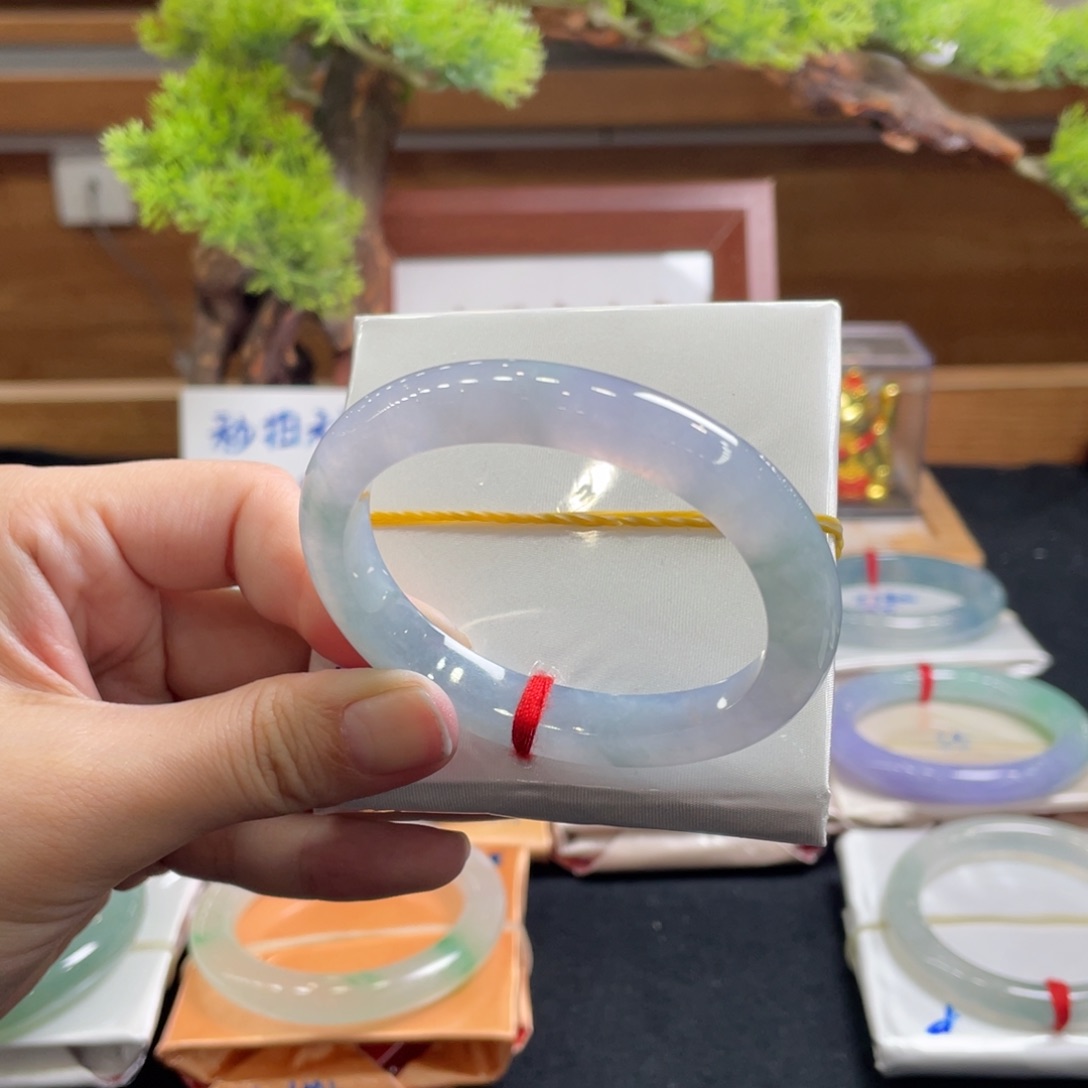 翡翠手镯未镶嵌54 贵妃 