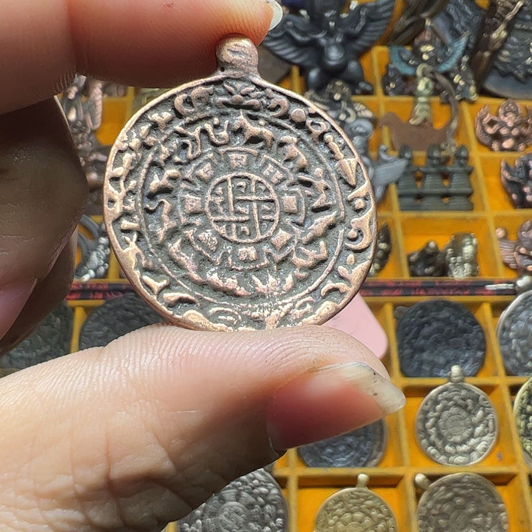 合金类啊哈哈真的好喜欢这个风格