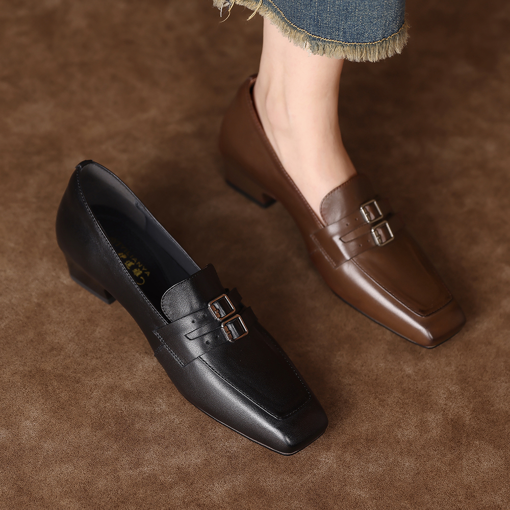 1906-1女单鞋2025新款低跟春季休闲大码方头中年法式复古真皮鞋