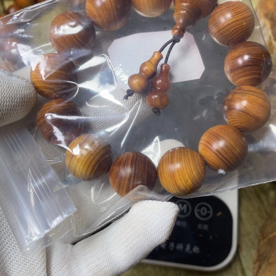 发***美柏木（崖柏）太行1.8干黑油精品