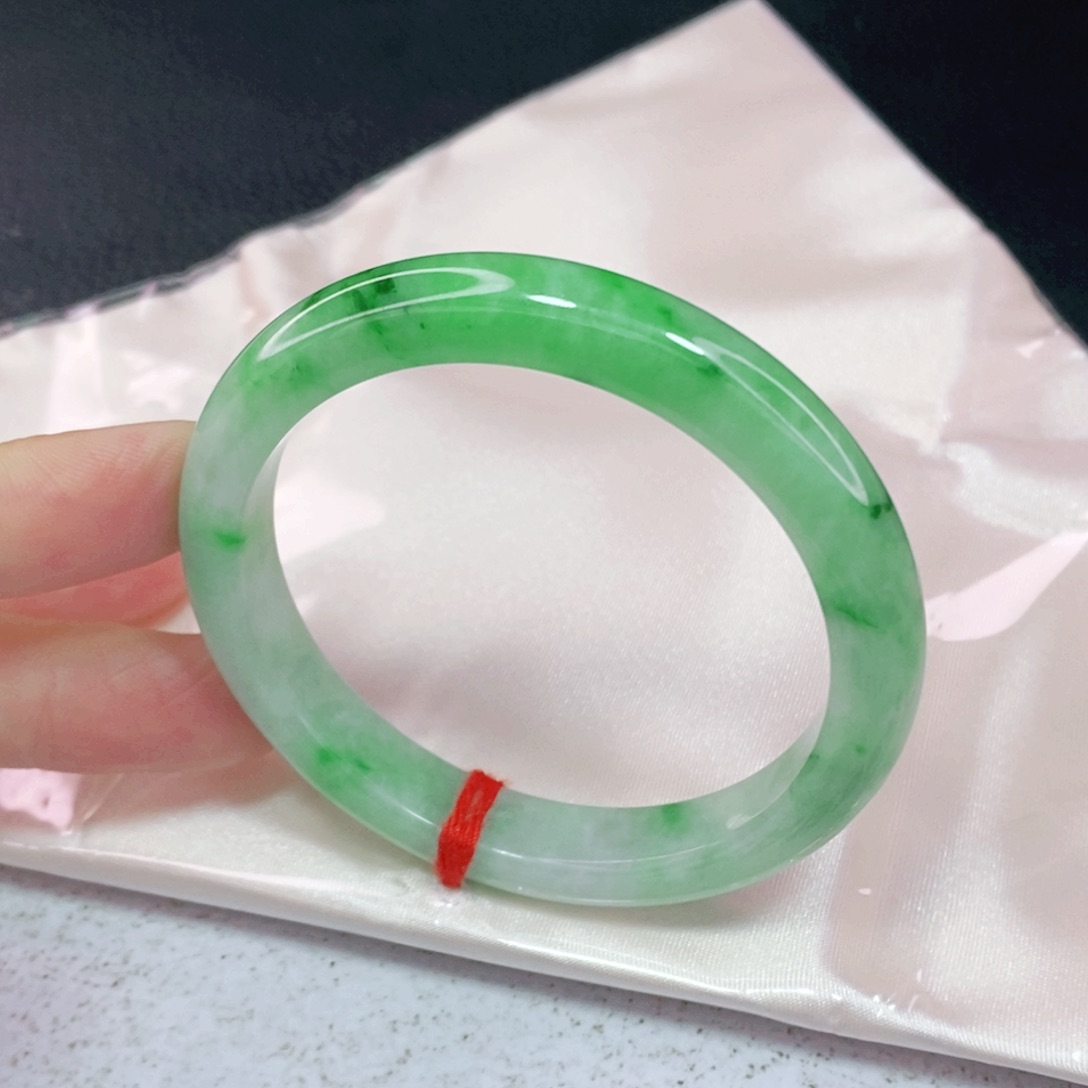 未镶嵌手镯翡翠53.3贵妃