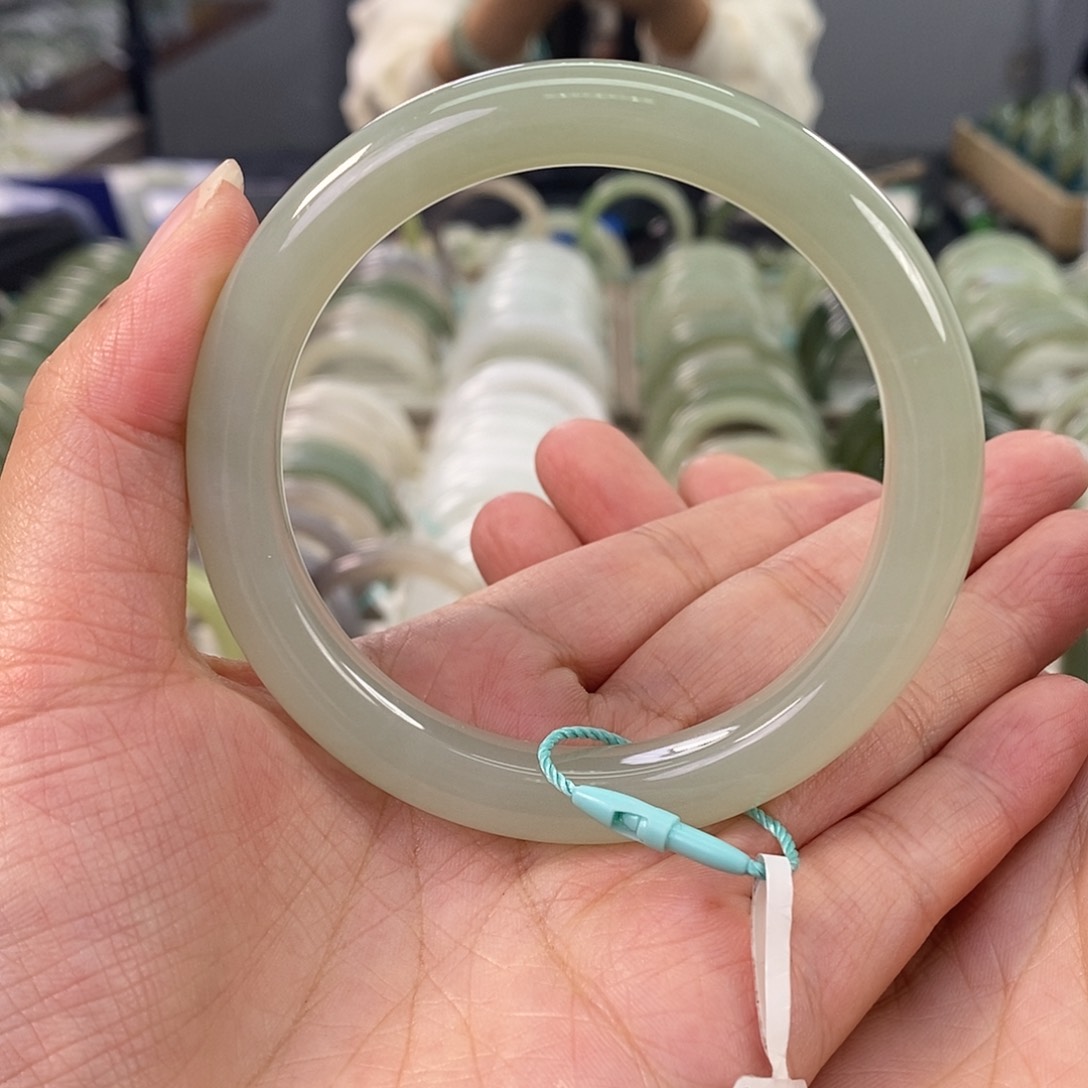 和田玉和田玉手镯58.59未镶嵌