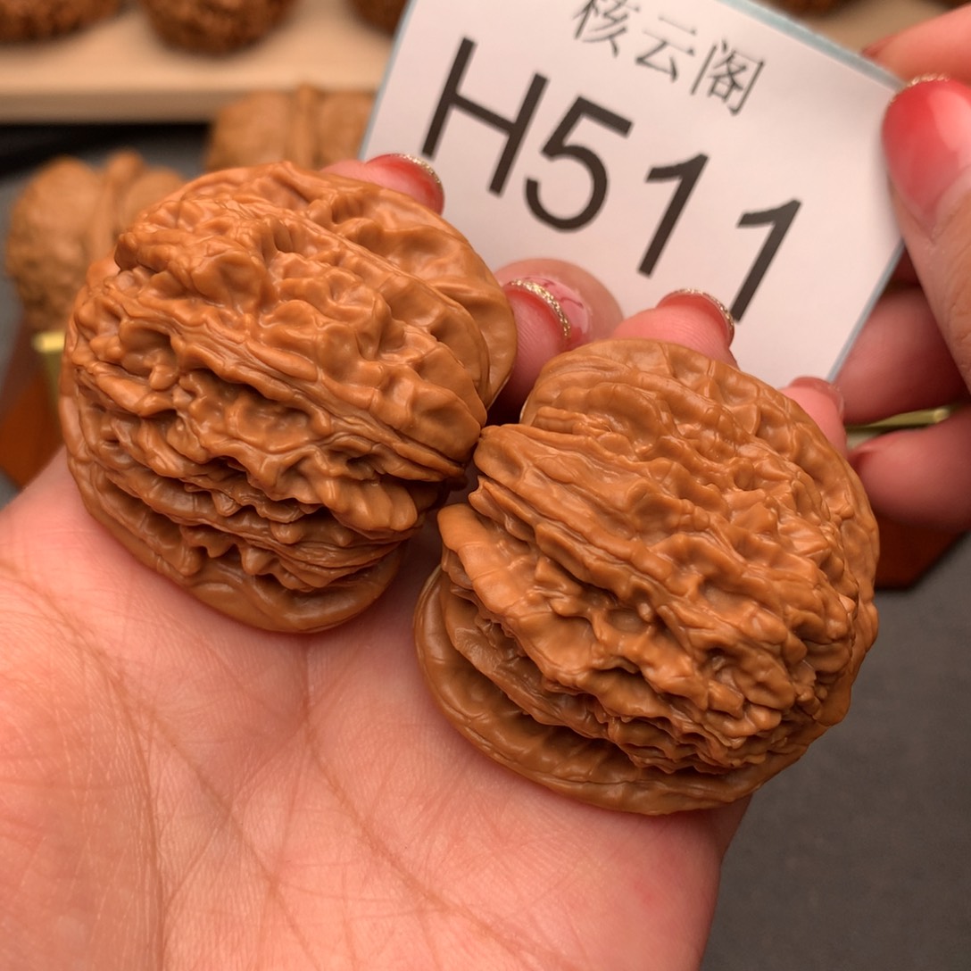 文玩核桃把件42全品山地楼