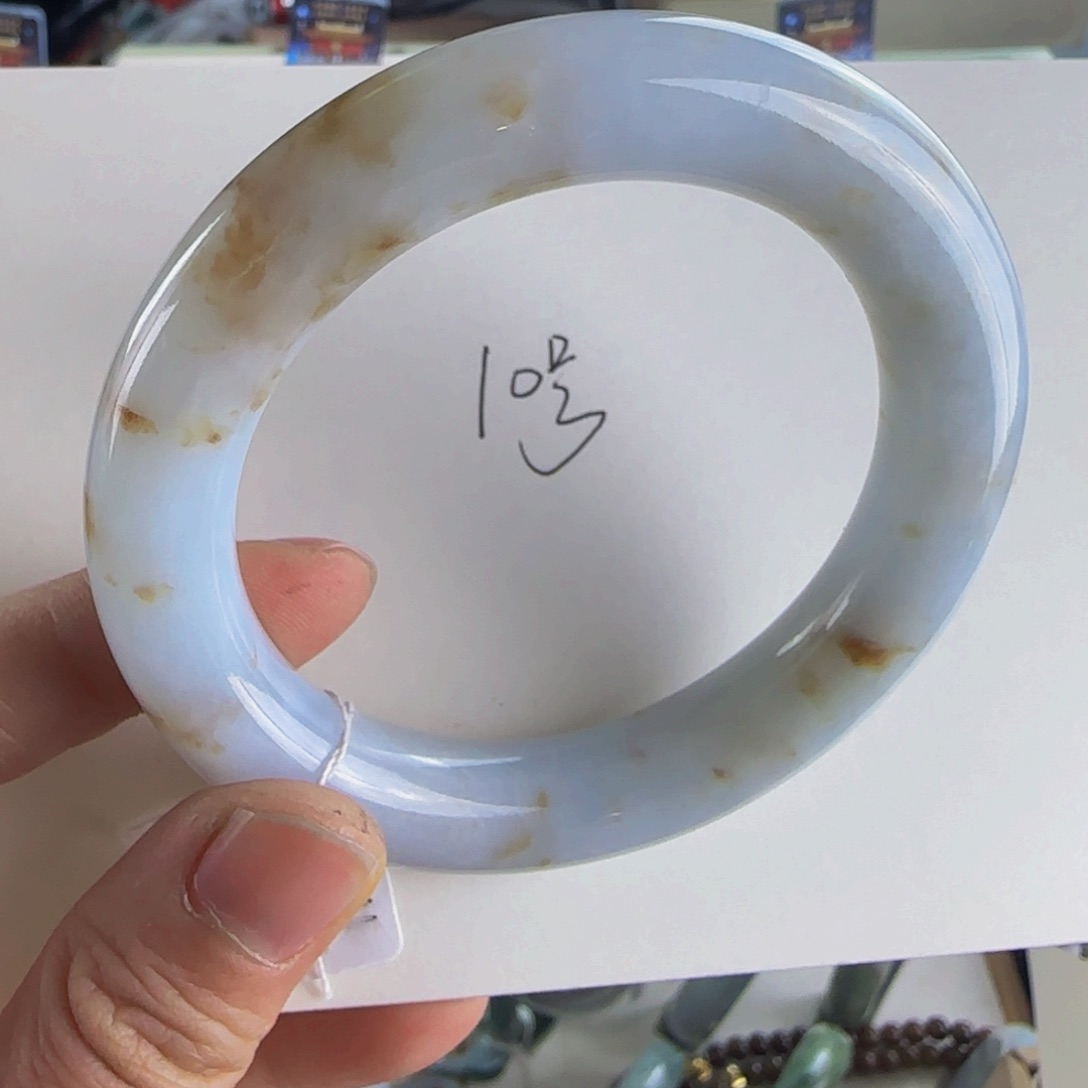 翡翠手镯未镶嵌H****儿老坑54.8圈不退