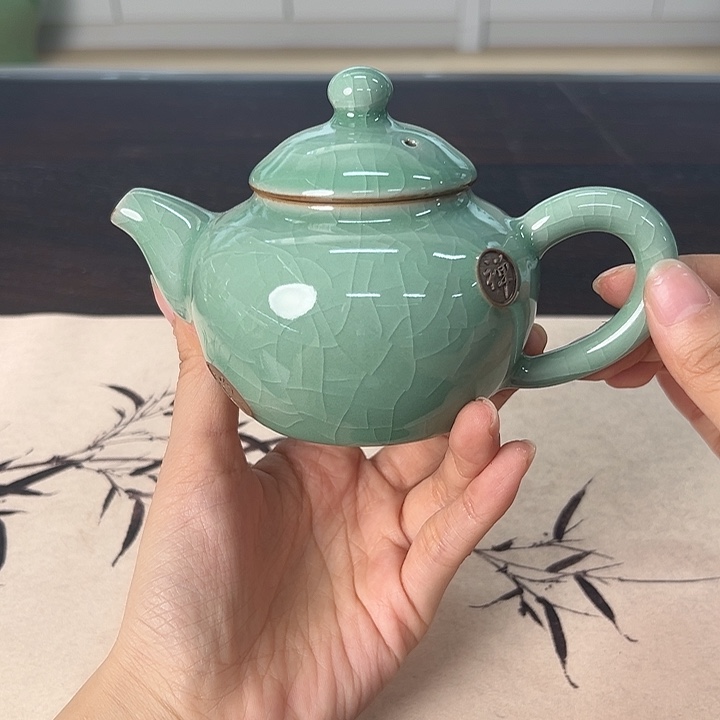 龙泉云间青瓷小米茶器