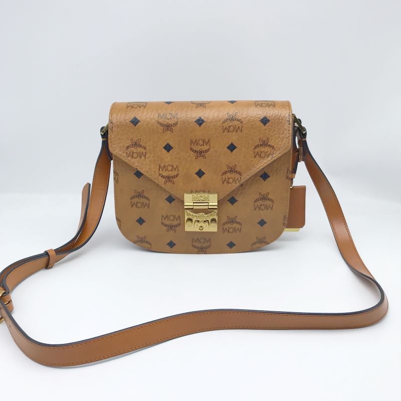 95新 MCM 洋诚二手 MCM干邑色斜挎包