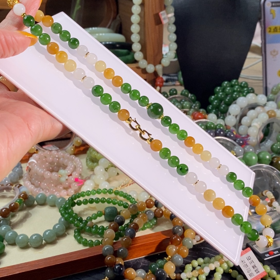 和田玉未镶嵌手链