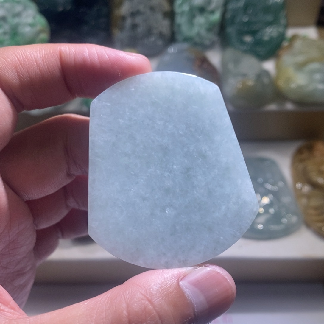 【闪购商品】翡翠颈饰未镶嵌无事牌