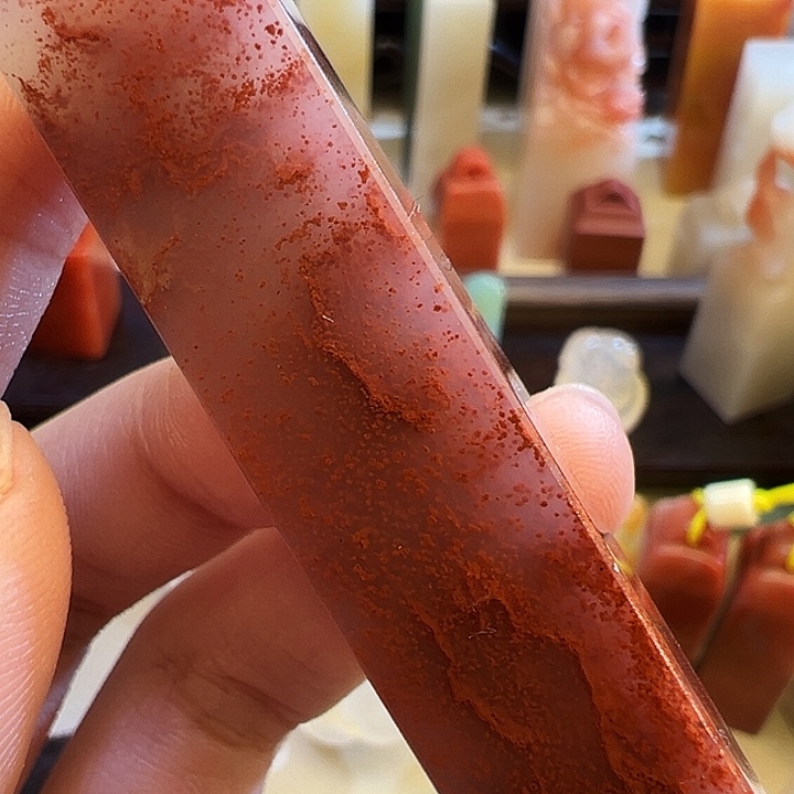 白***刻寿山石印石水冻桃花