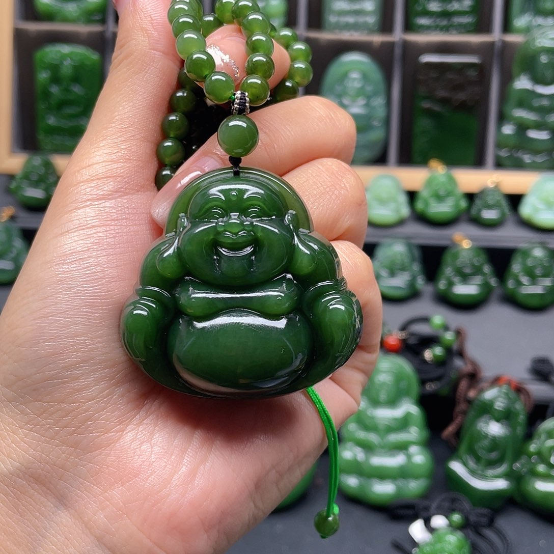 颈饰未镶嵌和田玉阿*