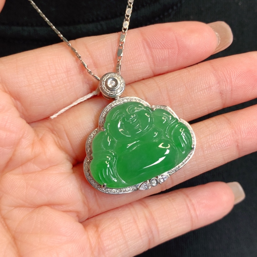 【闪购商品】颈饰18K金镶嵌翡翠佛公