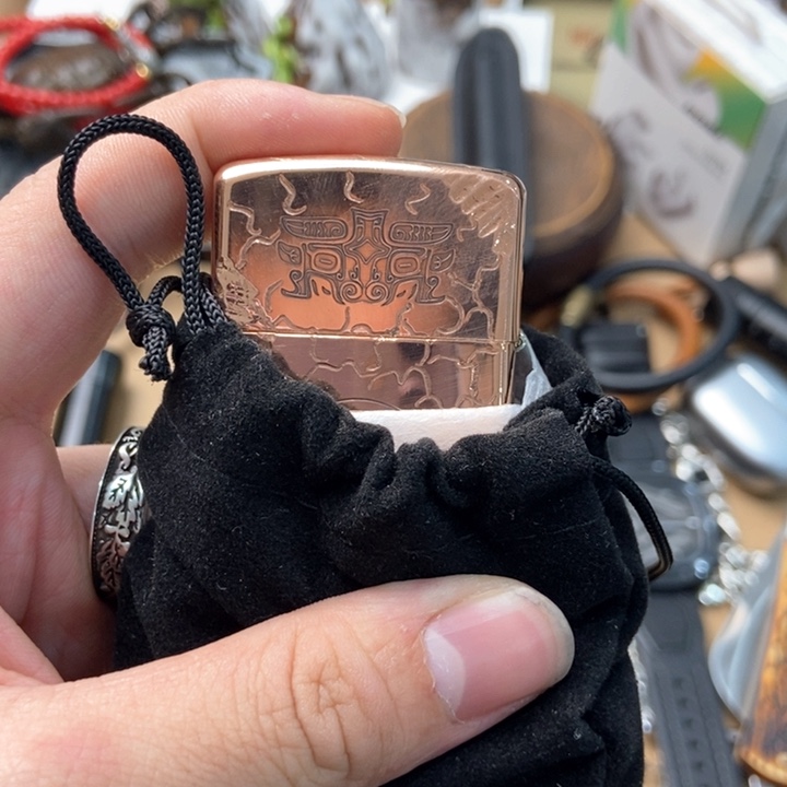 瓷片缘*四季分明是一个人