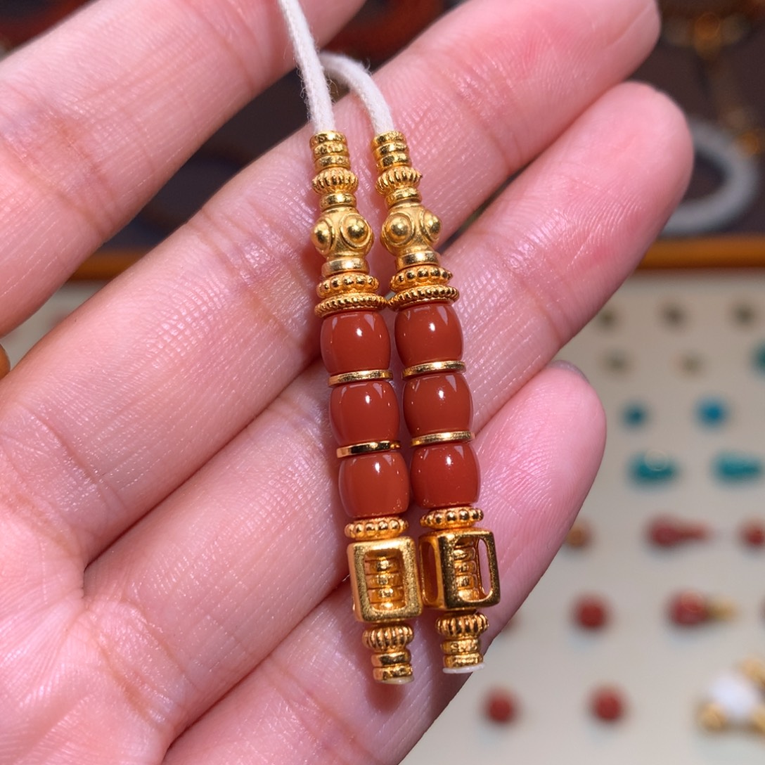 南红玛瑙未镶嵌颈饰