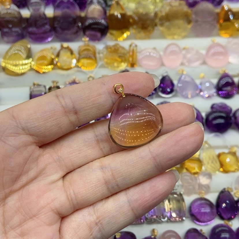 【闪购商品】水晶水晶吊坠18K金镶嵌