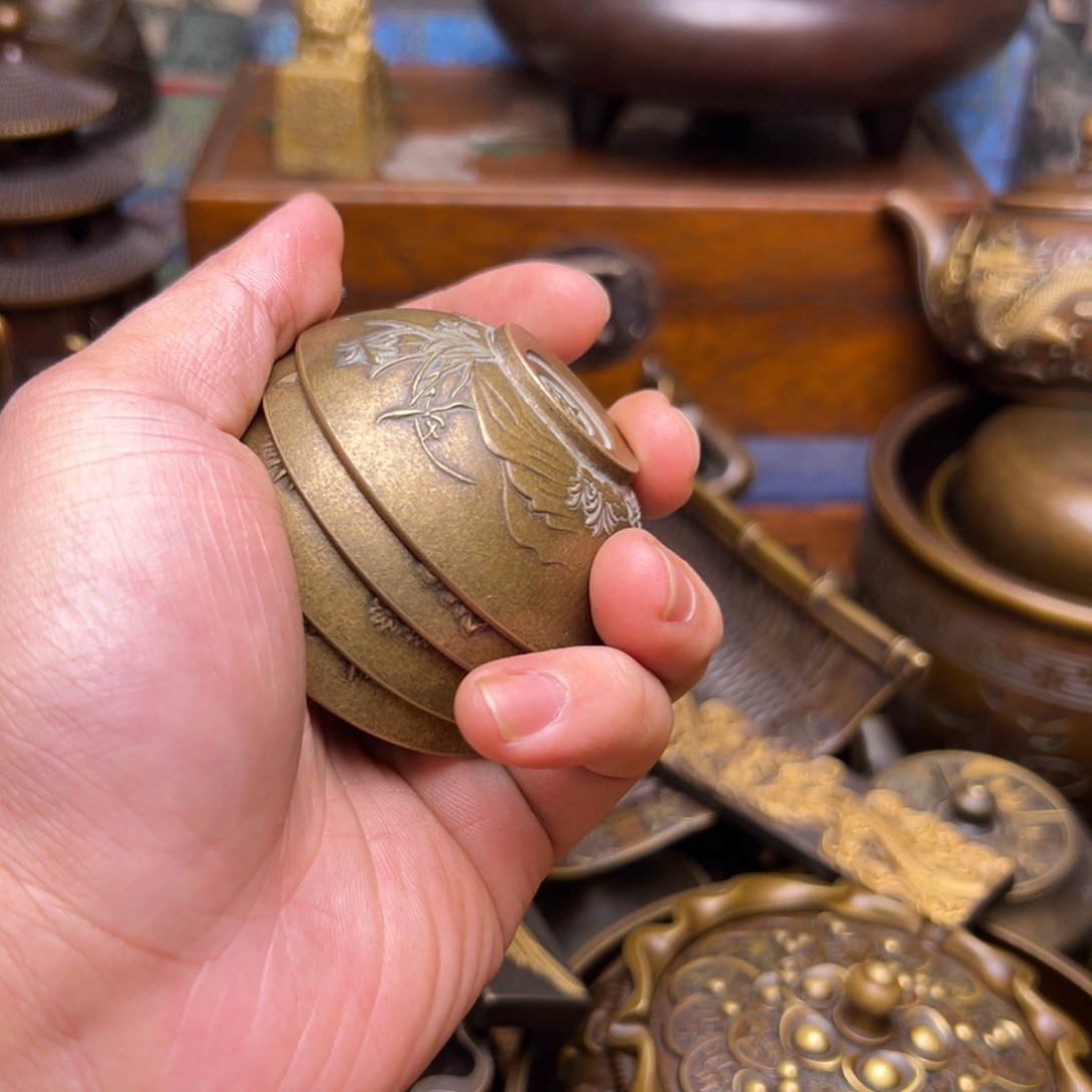 精美铜器，点击下单